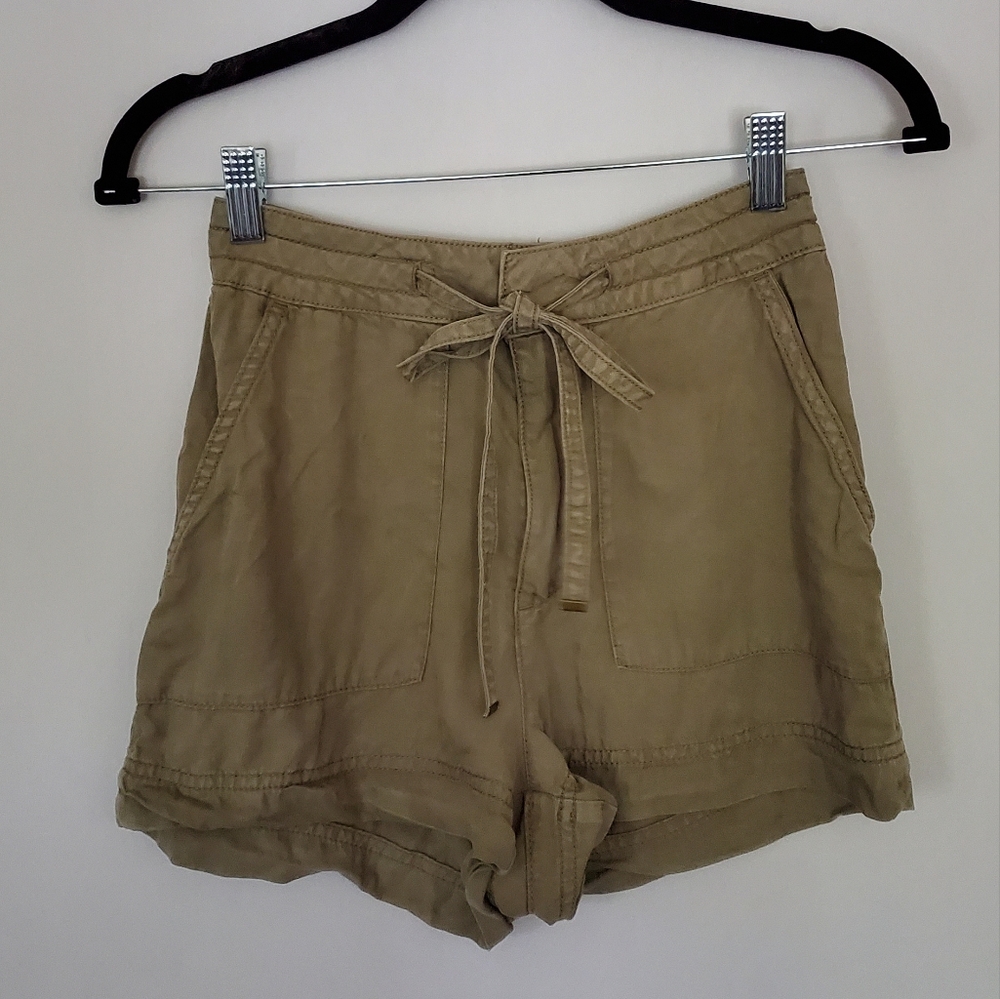 Divided Tie Front Shorts size 2